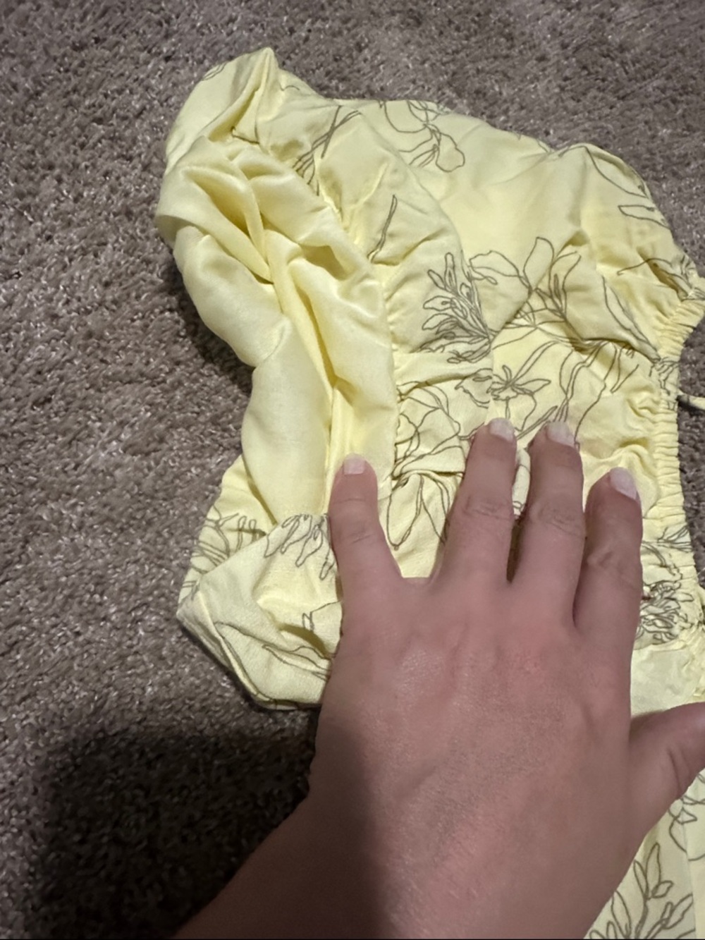 Yellow Floral Puff-Sleeve Peasant Top - Picture 4 of 9
